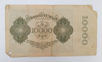 Старая немецкая банкнота номиналом 10 000 марок 1922 года.