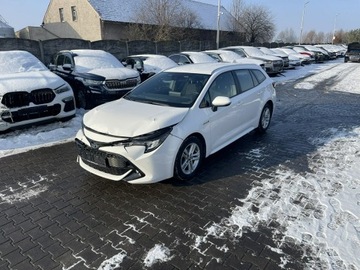 Toyota Corolla XII TS Kombi 1.8 Hybrid 122KM 2020 Toyota Corolla Hybryda Automat Kamera Podgrzewanie
