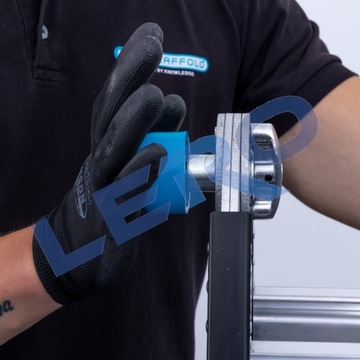 Телескопическая алюминиевая лестница EuroScaffold Eurostages 4x6 ступеней PRO