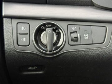 Hyundai i40 Kombi Facelifting 1.7 CRDi 141KM 2016 Hyundai i40 1.7 CRDi 141KM 2016r Tempomat skóry, zdjęcie 25