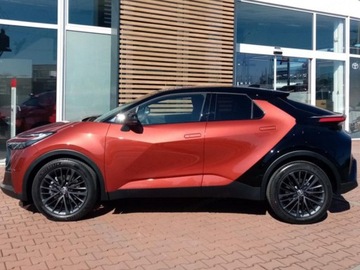 Toyota C-HR II SUV Plug-In 2.0  223KM 2025 TOYOTA C-HR Tokyo Edition 2.0 PHEV Dynamic Force 223KM, zdjęcie 2