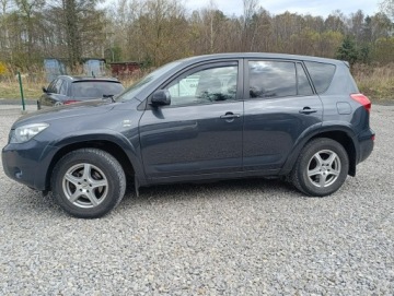 Toyota RAV4 III MPV 2.2 16V D-4D 177KM 2008 Toyota RAV-4 4X4, zdjęcie 2