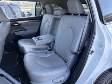 Toyota Highlander III 2.5 248KM 2022 Toyota Highlander 2.5 Executive Highlander Hybrid, zdjęcie 25