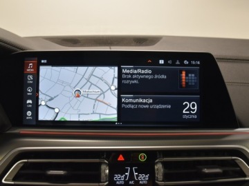 BMW X5 G05 SUV 2.0 25d 231KM 2023 BMW X5 M-Sport/ AdaptiveLED/ Systemy Asystujące/ H, zdjęcie 16