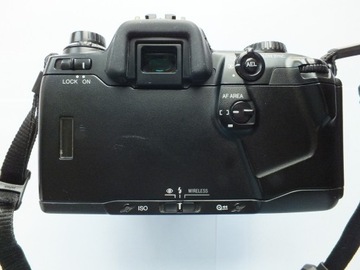 Minolta Dynax 600 si Classic + Exakta 35-70 мм 1:3,5-4,5 MC