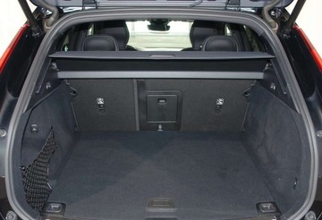 Volvo XC60 II 2025 Volvo XC 60 Volvo XC 60 B5 B AWD Ultimate Black Edition 2.0 Benzyna 250KM, zdjęcie 5