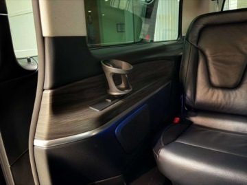 Mercedes Klasa V W447 2024 Mercedes-Benz Klasa V 2.0 Diesel 239KM, zdjęcie 32