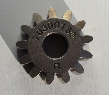 ЗВЕЗДОЧКА ПРИВОДА КОСИЛКИ ПРАВАЯ 70300180000 NAC