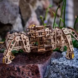 UGEARS Hexapod Explorer - Деревянная складная модель