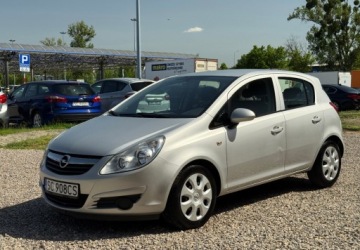 Opel Corsa D Hatchback 1.2 Twinport ECOTEC 80KM 2008 Opel Corsa Opel Corsa 1.2 16V 1.2 Benzyna 80KM, zdjęcie 2