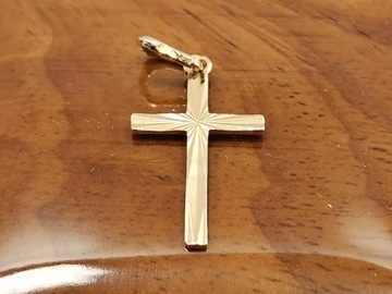 КРАСИВЫЙ ЗОЛОТОЙ КУЛОН КРЕСТ P585 0.78G