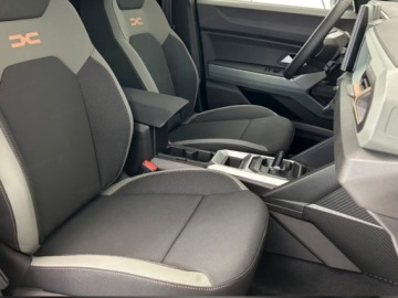 Dacia Duster III 2026 Od ręki - Extreme aut 1.2 Eco-G LPG 120KM / Pakiet Techno, Parking, zdjęcie 6