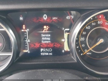 Jeep Wrangler IV 2021 Jeep Wrangler JEEP WRANGLER UNLIMITED SAHARA 3.6 Benzyna 285KM, zdjęcie 10