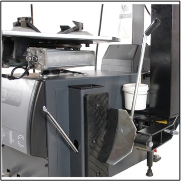 Шиномонтажный станок + балансировочный станок АВТОМАТИЧЕСКИЙ ЛАЗЕРНЫЙ Цех Вулканизационные машины