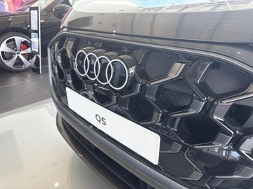 Audi Q5 II SUV Facelifting 2.0 40 TDI 204KM 2025 AUDI Q5 TDI quattro S line Suv 2.0 204KM 2025, zdjęcie 14