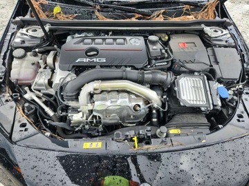 Mercedes CLA C118/X118 2025 Mercedes-Benz CLA 35 AMG 4Matic 2025 2.0l 2.0 Benzyna 302KM, zdjęcie 6