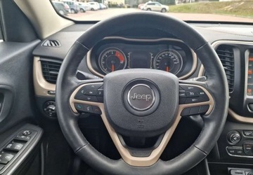 Jeep Cherokee V Terenowy 2.2 MJD 200KM 2016 Jeep Cherokee Jeep Cherokee 2.2 Multijet Active Drive I Automatik Night Ea, zdjęcie 15