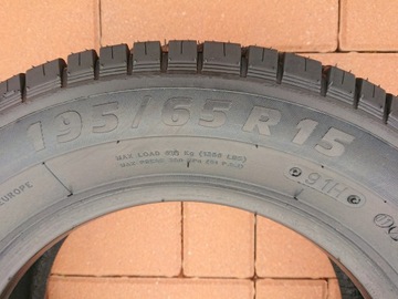 ВСЕСЕЗОННЫЕ ШИНЫ 195/65R15 всесезонные.