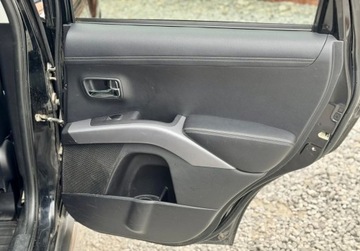 Mitsubishi Outlander II 2.4 MIVEC 170KM 2010 Mitsubishi Outlander 2.4 benzyna 170KM automat 4x4 PDC XENON SKORY cliamtr, zdjęcie 11