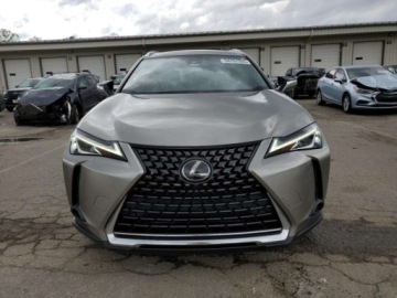 Lexus UX 2019 Lexus UX 200 FWD, 2019r., 2.0L 2.0 Benzyna 169KM, zdjęcie 5