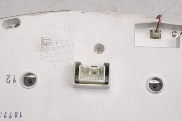 VOLVO XC90 4.4 V8 СЧЕТЧИК ЧАСОВ 30635674 05-10 UK