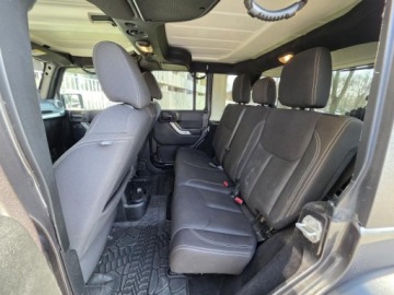 Jeep Wrangler III Unlimited Facelifting 2.8 CRD 200KM 2017 JEEP WRANGLER III Rubicon UNLIMITED 2.8l diesel 200KM Salon PL Bezwypadkowy, zdjęcie 18