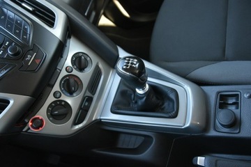 Ford Focus III Kombi 1.6 Duratorq TDCi DPF 95KM 2011 Ford Focus 1.6TDCi 95KM 2011r. Polski Salon Klima, zdjęcie 10