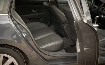 Renault Laguna III Grandtour Phase II 2.0T 170KM 2012 Renault Laguna Renault Laguna 2.0 TCe 170 Initiale 2.0 Benzyna 170KM, zdjęcie 12