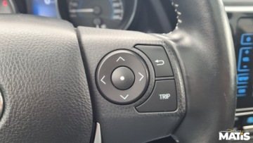 Toyota Auris II Touring Sports Facelifting 1.8 Hybrid 136KM 2016 Toyota Auris 1.8Hybryda Panorama Navi kamera climatronic 100 bezwypadek, zdjęcie 37