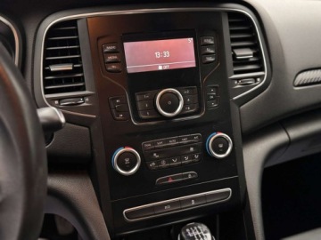 Renault Megane IV Hatchback 5d 1.2 Energy TCe 100KM 2017 Renault Megane Polski salon Bezwypadkowy Niski przebieg 1.2 Benzyna, zdjęcie 17