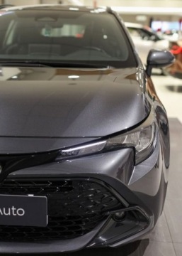 Toyota Corolla XII TS Kombi Facelifting 1.8 Hybrid 140KM 2023 Toyota Corolla 1.8 Hybrid Comfort 1.8 Hybryda 140KM, zdjęcie 12