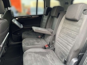 Volkswagen Touran III 1.5 TSI EVO 150KM 2023 Volkswagen Touran EVO Highline DSG Kamera Cofania ACC 7 Miejsc Faktura, zdjęcie 17