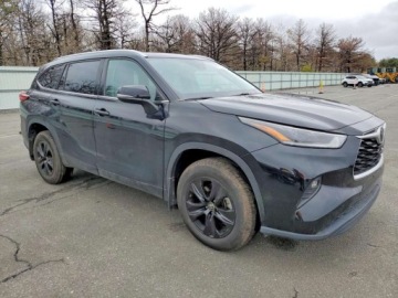 Toyota Highlander III 2021 Toyota Highlander 2021 Toyota HIGHLANDER XLE 3.5 Benzyna 295KM, zdjęcie 2