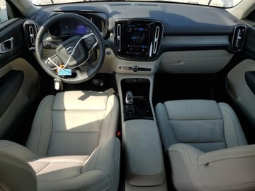Volvo XC40 2023 Volvo XC 40 Plus 2023 2.0l 2.0 Benzyna 247KM, zdjęcie 8