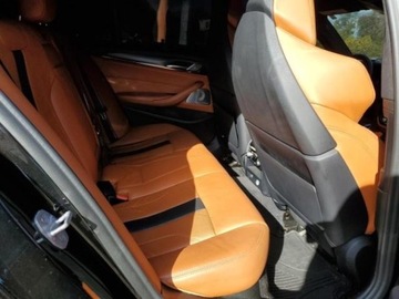 BMW Seria 5 G30-G31 M5 Limuzyna 4.4  600KM 2019 BMW M5 2019, 4.4L, 4x4, porysowany lakier, zdjęcie 8