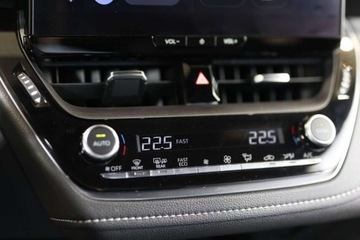 Toyota Corolla XII TS Kombi Facelifting 1.8 Hybrid 140KM 2023 Toyota Corolla 1.8 Hybrid Comfort 1.8 Hybryda 140KM, zdjęcie 24