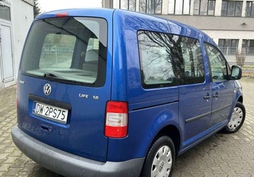 Volkswagen Caddy III Furgon 1.6 102KM 2009 Volkswagen Caddy 1.6 benzyna 102KM 2009r Osobowy 1.6 Benzyna 102KM, zdjęcie 9