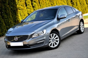Volvo S60 II Sedan Facelifting 2.0 D2 DRIVE-E 120KM 2017 Volvo S60 2.0 D2 Lift Led FULL OPCJA Skóra Navi