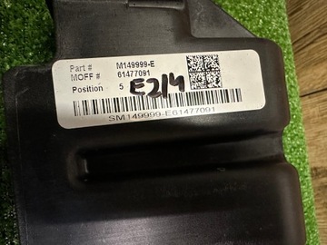 BMW F25 X3 DRŽÁKY BOČNÍ CHLADIČ 61477091