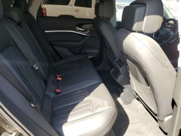 Audi Q8 2024 Audi Q8 E-TRON PREMIUM PLUS, 2024r., 4x4, Elektryczny 355KM, zdjęcie 8