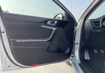 Kia Ceed III Hatchback 1.5 T-GDI 160KM 2021 Kia Ceed Kia Ceed 1.5 T-GDI L Business Line Plus 1.5 Benzyna 160KM, zdjęcie 9