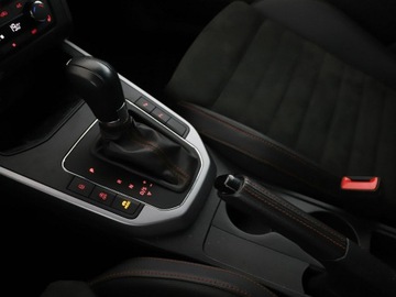 Seat Arona Crossover 1.0 EcoTSI 110KM 2021 Seat Arona GRATIS! Pakiet Serwisowy o wartości, zdjęcie 27