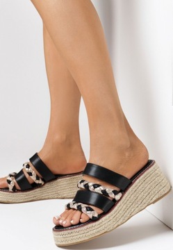 Born2Be Czarne Klapki damskie 38 Casual