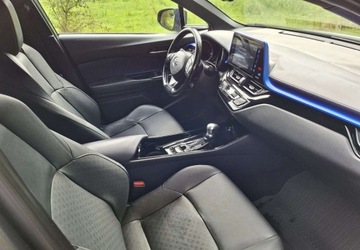 Toyota C-HR I Crossover 1.8 Hybrid 122KM 2017 Toyota C-HR Toyota C-HR 1.8 Hybryda 122KM, zdjęcie 26