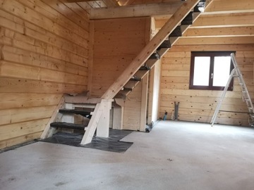 Деревянные лестницы 2400 злотых брутто.