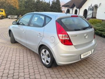 Hyundai i30 I Hatchback 1.4 109KM 2010 Hyundai i30 1.4 109KM Klima 4szyby 1- reka Sprawdz 1.4 Benzyna 109KM, zdjęcie 25