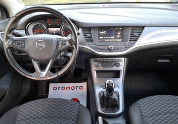 Opel Astra J GTC 1.6 Turbo ECOTEC 200KM 2018 Opel Astra V 1.6 T GPF Enjoy SS 200KM 1.6 Benzyna 200KM, zdjęcie 7