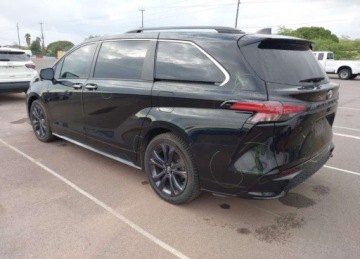 Toyota Sienna III 2022 Toyota Sienna 2022r., XSE, 2.5L, od ubezpieczalni 2.5 Hybryda 192KM, zdjęcie 4