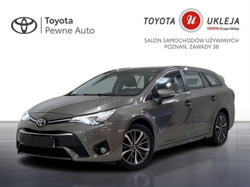 Toyota Avensis III Wagon Facelifting 2015 2.0 D-4D 143KM 2017 Toyota Avensis 2.0 D-4D Premium III (2009-) Toyota
