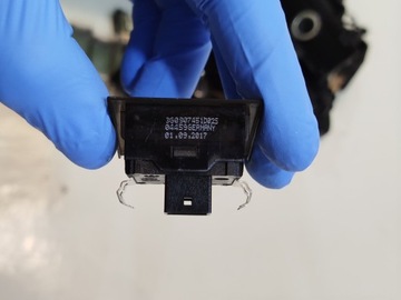 SENZOR SLUNCI VW PASSAT B8 GTE 3G0907451D